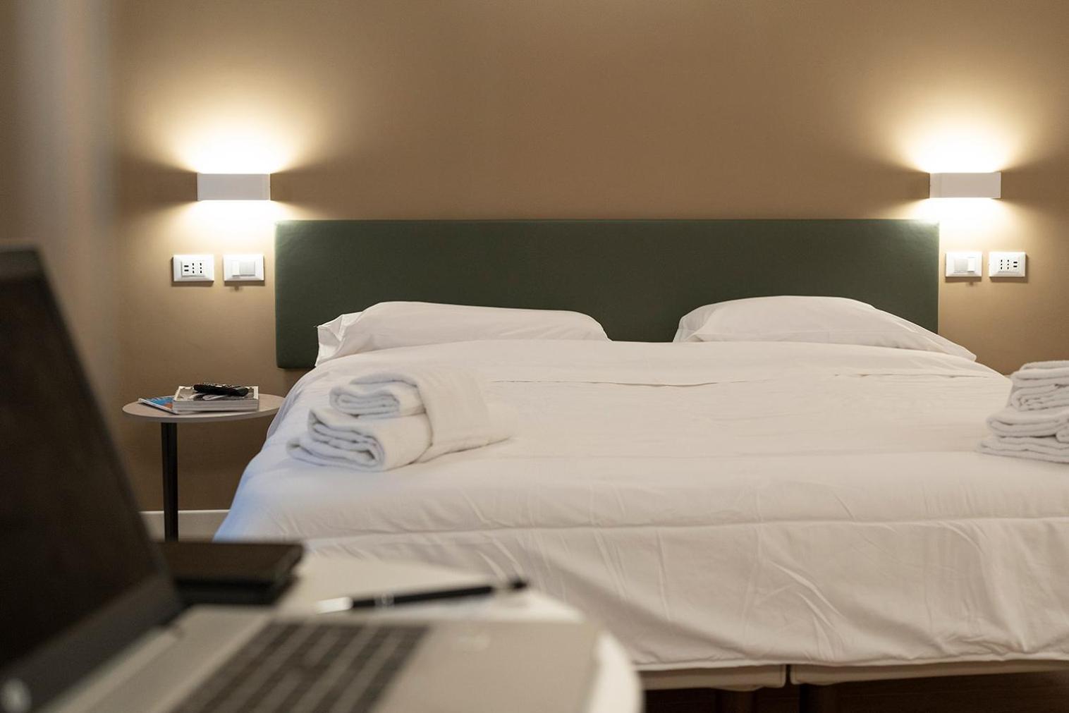 Astoria Comfort Rooms — Photos 2